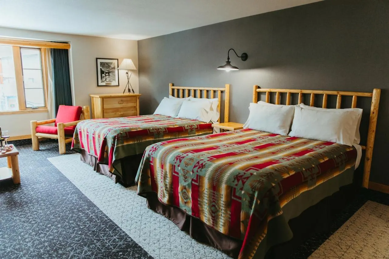 Brewster Mountain Lodge Banff