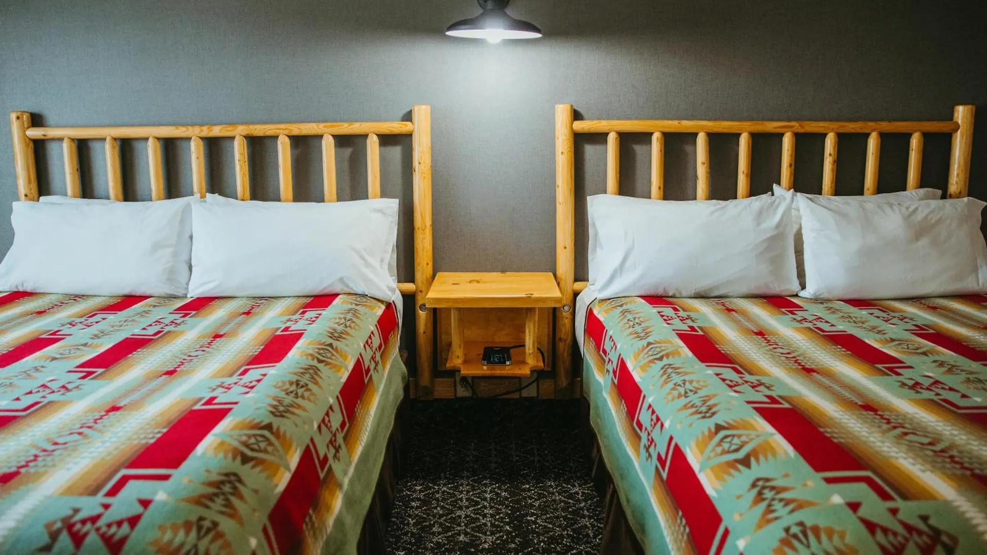 Brewster Mountain Lodge Banff Canada